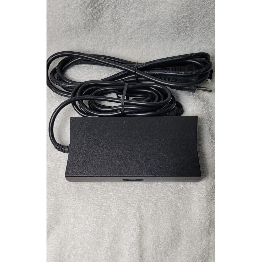 Dell 130W AC Adapter Power Supply 19.5V 6.67A LA130PM121 0HG5D1 Black